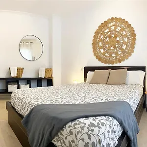 Puente Miraflores Apartament